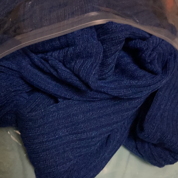 Blue set - Picture 2 of 2